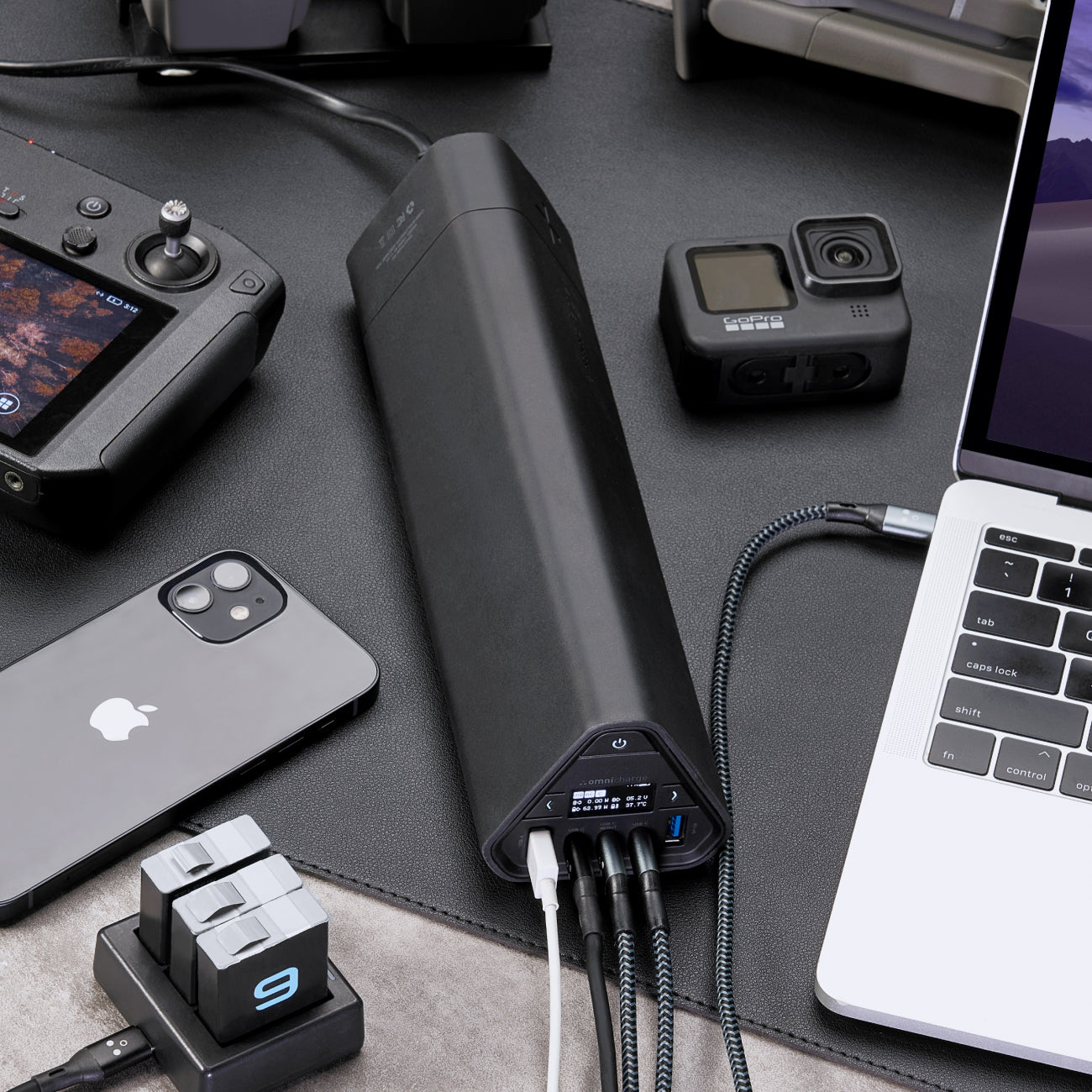 Omnicharge Omni 40+ portable power bank gallery image 3