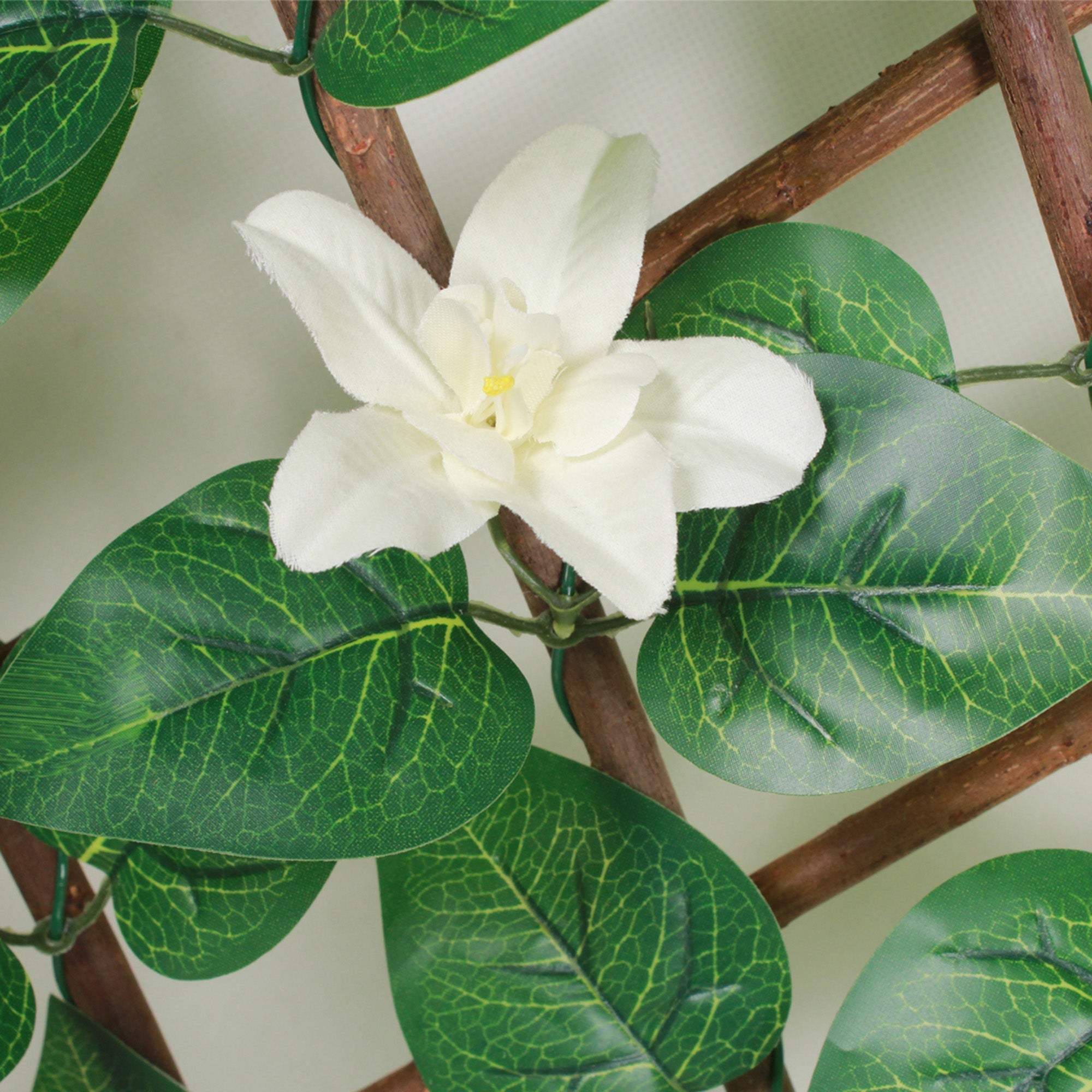 Treillis extensible avec fleurs pour l'extérieur, 72 po x 36 po